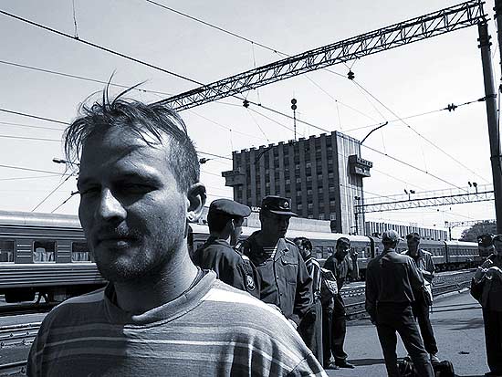 Falk at the Tyumen' railway station...