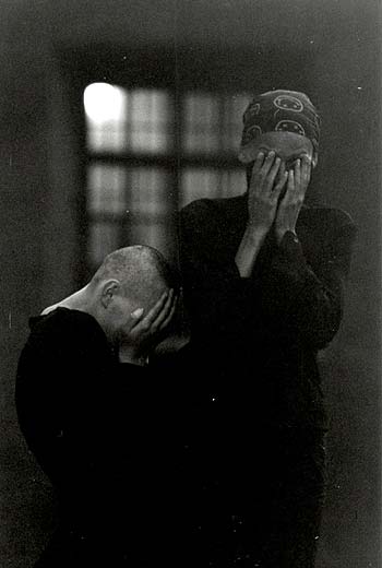 VERTICAL. "DEREVO Soldiers"... Photo  - Anna Bogodist