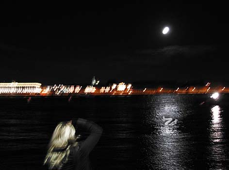 VERTICAL. Midnight Balance.  Photo - Anna Adasinskaya