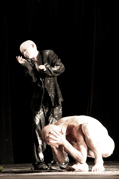 DEREVO & Masters of Butoh. VERTICAL 2005. Mad_in_Japan