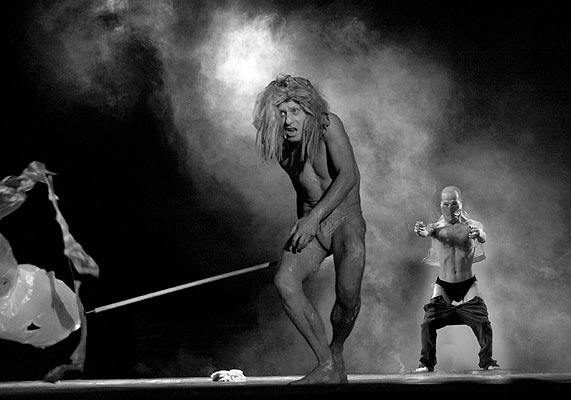 DEREVO & Masters of Butoh. VERTICAL 2005. Mad_in_Japan
