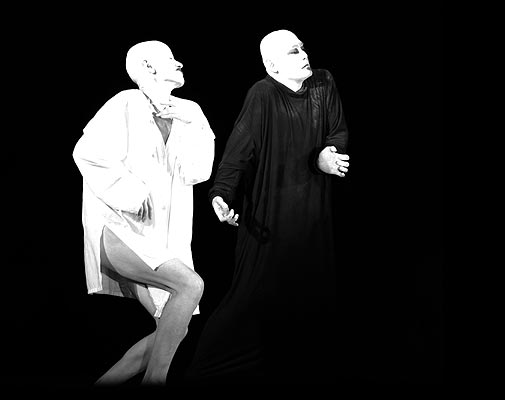 DEREVO & Masters of Butoh. VERTICAL 2005. Mad_in_Japan