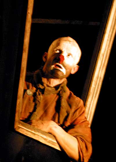 "ONCE...", photo by Rubens Cardia