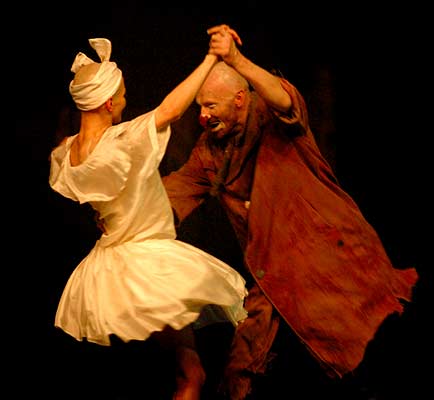 "ONCE...", photo by Rubens Cardia