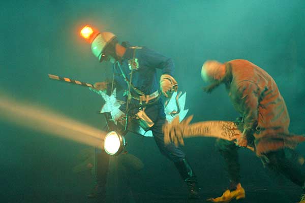 "ONCE...", photo by Rubens Cardia